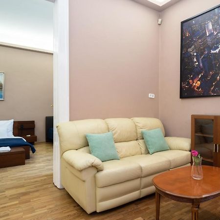 Kiraly Central Apartment With Free Parking And Ac Budapesta Exterior foto
